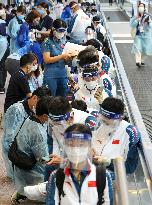 Para athletes arrive in Japan