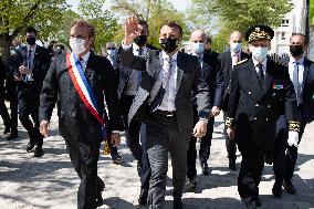 Emmanuel Macron Visits A Primary School - Melun