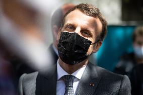 Emmanuel Macron Visits A Primary School - Melun