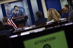 NEC Director Brian Deese press briefing - Washington