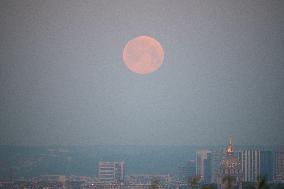 Pink Supermoon Set - Paris