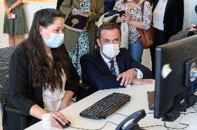 Olivier Veran visiting the crisis unit of the Regional health agency - saint Denis