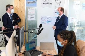 Olivier Veran visiting the crisis unit of the Regional health agency - saint Denis