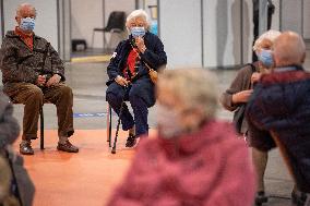 King Albert II And Queen Paola Get Vaccinated Against Covid - Brussels