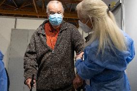 King Albert II And Queen Paola Get Vaccinated Against Covid - Brussels