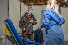 King Albert II And Queen Paola Get Vaccinated Against Covid - Brussels