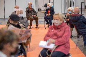 King Albert II And Queen Paola Get Vaccinated Against Covid - Brussels