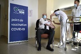 Jean Castex Receives TheAstrazeneca Vaccine First Injection - Saint-Mande