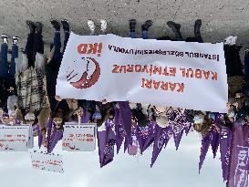 Women protest Turkey's withdrawal from Istanbul convention