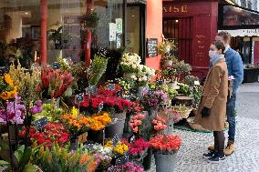 Open Shops during Paris 3rd Lockdown