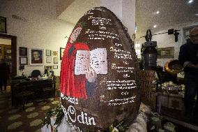Largest chocolate Easter egg - Naples
