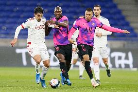 Soccer Football - Ligue 1 - Olympique Lyon vs PSG