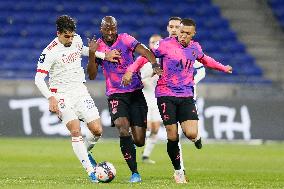 Soccer Football - Ligue 1 - Olympique Lyon vs PSG