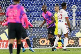 Soccer Football - Ligue 1 - Olympique Lyon vs PSG