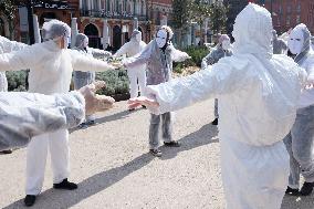 White Masks Protest Against Covid-19 Measures - Toulouse