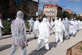 White Masks Protest Against Covid-19 Measures - Toulouse