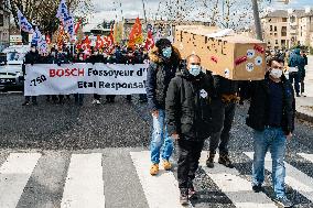 Protest By Bosch Employees Against Layoffs - Rodez