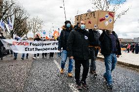 Protest By Bosch Employees Against Layoffs - Rodez