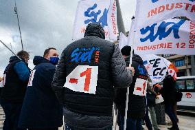 Protest By Bosch Employees Against Layoffs - Rodez