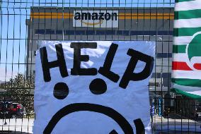 Amazon workers strike - Italy