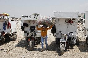 Garbage Collectors - Mexico