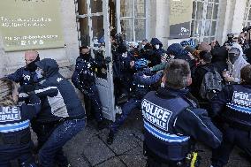 Evacuation of Grand Theatre - Bordeaux