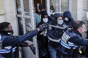 Evacuation of Grand Theatre - Bordeaux