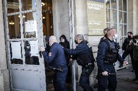 Evacuation of Grand Theatre - Bordeaux