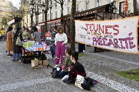 Distribution Of Basic Necessities To Students - Paris