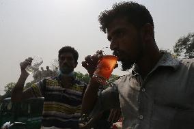 Unhygienic Roadside Juices Put Consumers At Risk - Dhaka