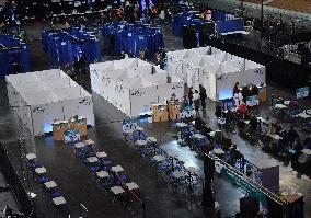 Covid-19 Vaccination Center - Saint-Quentin-En-Yvelines