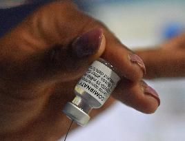 Covid-19 Vaccination Center - Saint-Quentin-En-Yvelines