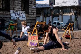 Protest By Students Of Art Schools - Milan