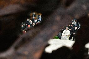 Pope Francis At Em. Raniero Cantalamessa Sermon - Vatican