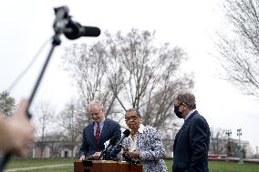 Capitol Fencing Press Conference - Washington