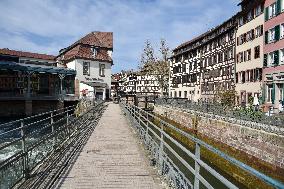 District Of The Petite France Is Deserted - Strasbourg