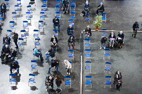 French Cycling Team Training During Vaccine Campaign - Saint-Quentin-en-Yvelines