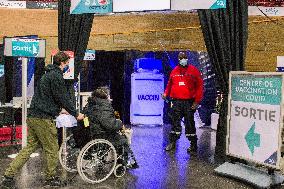 French Cycling Team Training During Vaccine Campaign - Saint-Quentin-en-Yvelines
