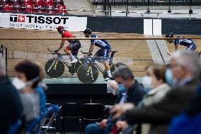 French Cycling Team Training During Vaccine Campaign - Saint-Quentin-en-Yvelines