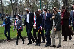 Commemorative plaque in honor of the Afghan commander Ahmad Shah Massoud - Paris