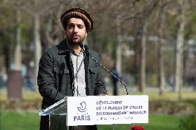 Commemorative plaque in honor of the Afghan commander Ahmad Shah Massoud - Paris