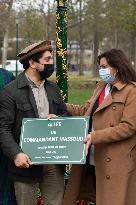 Commemorative plaque in honor of the Afghan commander Ahmad Shah Massoud - Paris