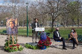 Commemorative plaque in honor of the Afghan commander Ahmad Shah Massoud - Paris