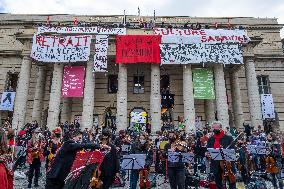 Entertainment Workers Occupy The Odeon - Paris