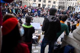 Protesters occupy Paris theatres to protest against Covid-19 shutdowns.