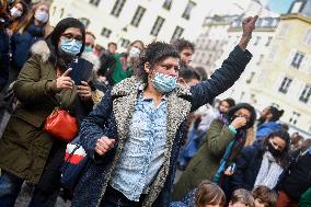 Protesters occupy Paris theatres to protest against Covid-19 shutdowns.