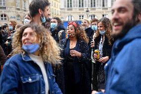 Protesters occupy Paris theatres to protest against Covid-19 shutdowns.