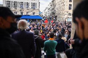 Protesters occupy Paris theatres to protest against Covid-19 shutdowns.