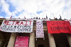 Protesters occupy Paris theatres to protest against Covid-19 shutdowns.