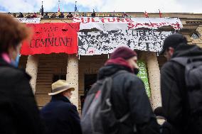 Protesters occupy Paris theatres to protest against Covid-19 shutdowns.